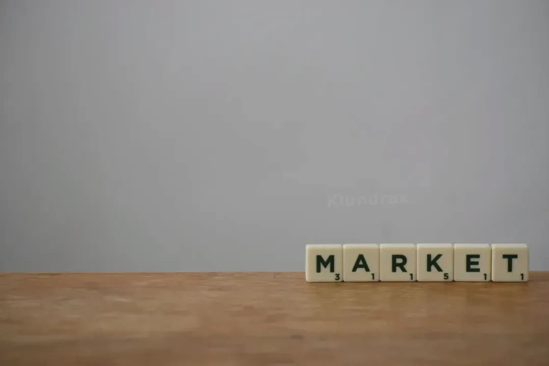 Mesurer la performance marketing sans se noyer dans les métriques